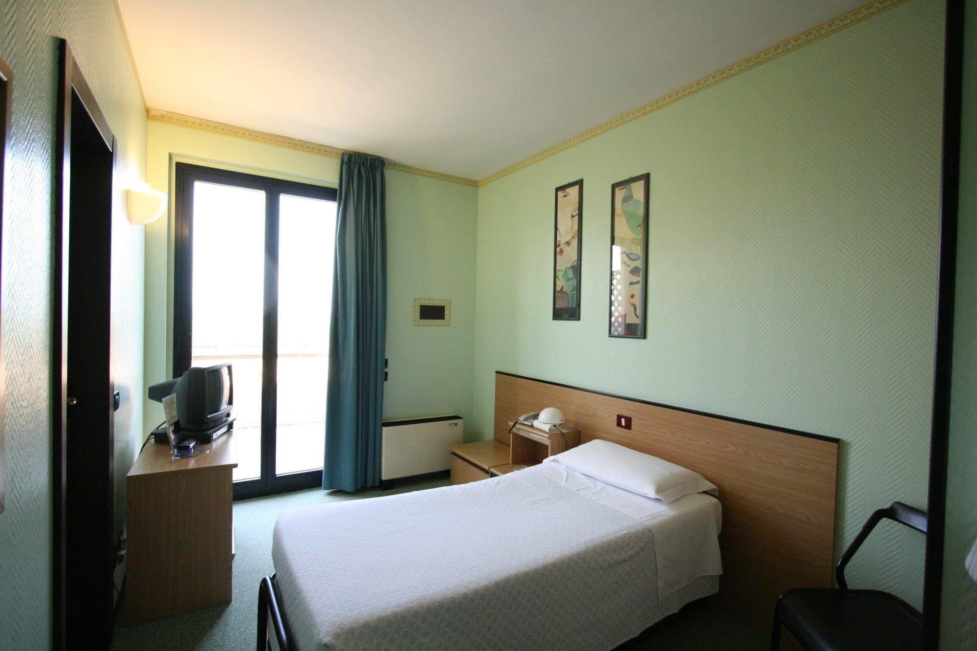 Hotel Ai Tigli ランギラーノ エクステリア 写真